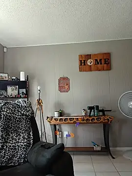 Snapshot of HTXBELLE chatting on November 2025 06:55:01 PM HTXBELLE online show from November 2025 06:55:01 PM