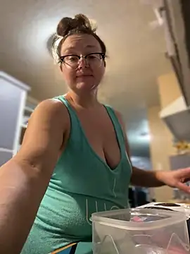 HTXBELLE online show from June 2026 03:33:02 AM