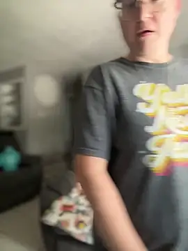 HTXBELLE online show from April 2026 08:43:01 PM