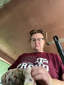 HTXBELLE online show from April 2026 05:09:02 PM