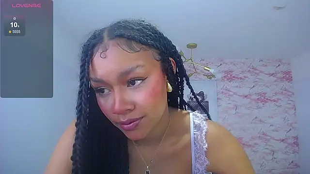 Snapshot of catalina25_t chatting on March 2025 11:52:02 AM catalina25 t online show from March 2025 11:52:02 AM