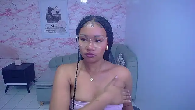 Snapshot of catalina25_t chatting on February 2025 10:48:02 AM catalina25 t online show from February 2025 10:48:02 AM