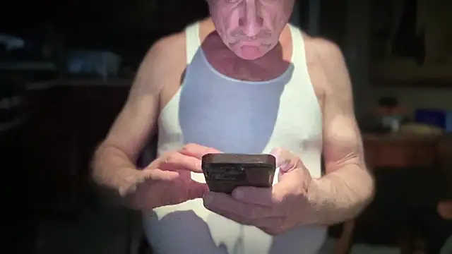 Snapshot of DominantDong chatting on March 2025 11:49:02 PM DominantDong online show from March 2025 11:49:02 PM