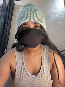 Louli ta online show from February 2026 09:14:02 PM