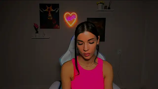 KetiWils online show from March 2025 07:48:01 PM