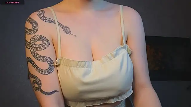 Snapshot of Anna_Carters chatting on November 2025 08:48:02 AM Anna Carters online show from November 2025 08:48:02 AM