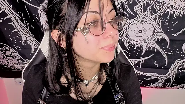 Snapshot of Guxplo_ chatting on September 2025 01:28:02 PM Guxplo online show from September 2025 01:28:02 PM