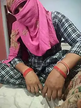 Snapshot of indian_couple4 chatting on February 2025 07:17:01 AM indian couple4 online show from February 2025 07:17:01 AM