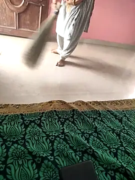 Snapshot of indian_couple4 chatting on May 2026 02:20:01 AM indian couple4 online show from May 2026 02:20:01 AM