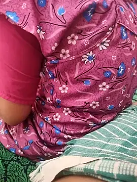 Snapshot of indian_couple4 chatting on June 2026 05:02:02 AM indian couple4 online show from June 2026 05:02:02 AM