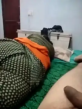 indian couple4 online show from April 2026 06:01:01 PM