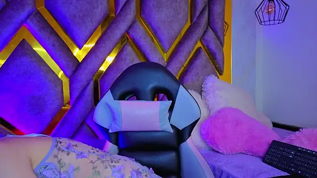 Valuh Blake online show from March 2026 04:29:01 AM