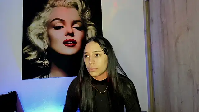 TANIA 06 online show from October 2025 01:12:02 PM