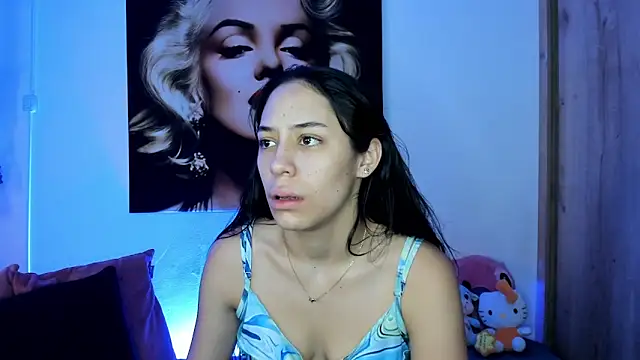 TANIA 06 online show from November 2025 01:11:01 PM