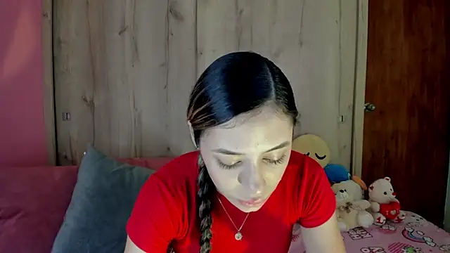 Snapshot of TANIA_06 chatting on June 2026 01:21:02 PM TANIA 06 online show from June 2026 01:21:02 PM