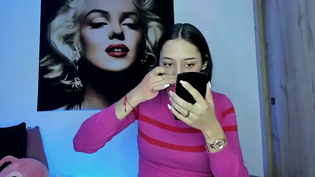 TANIA 06 online show from October 2025 01:21:01 PM