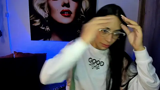 TANIA 06 online show from November 2025 01:10:02 PM