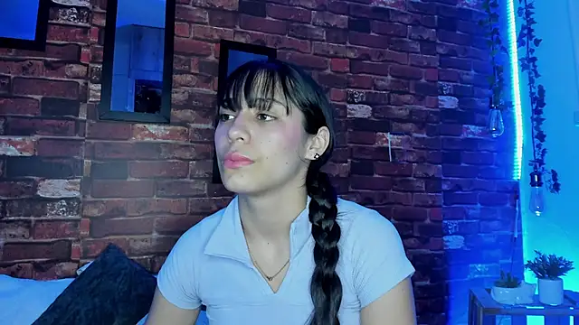 TANIA 06 online show from September 2025 11:21:02 AM