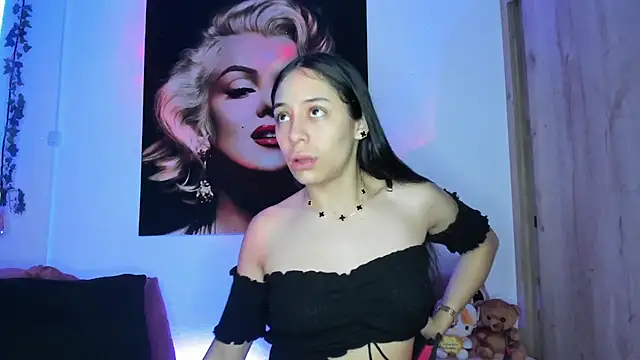 TANIA 06 online show from November 2025 01:17:01 PM