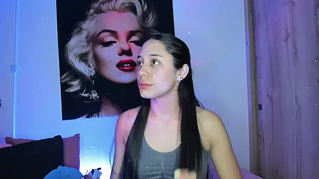 TANIA 06 online show from November 2025 01:26:02 PM