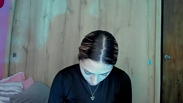 TANIA 06 online show from March 2026 02:04:02 AM