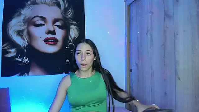 TANIA 06 online show from November 2025 01:15:02 PM