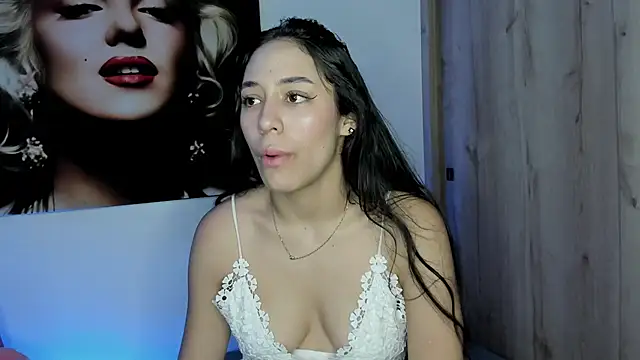 TANIA 06 online show from October 2025 01:10:02 PM