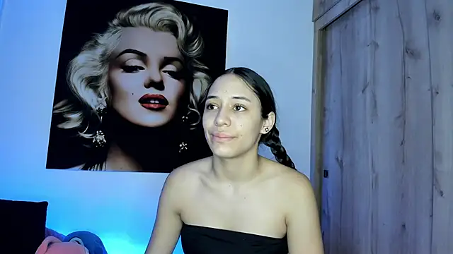 TANIA 06 online show from October 2025 01:11:01 PM