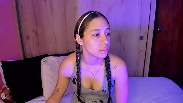 TANIA 06 online show from May 2026 01:14:01 PM