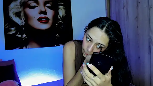 TANIA 06 online show from September 2025 01:18:01 PM