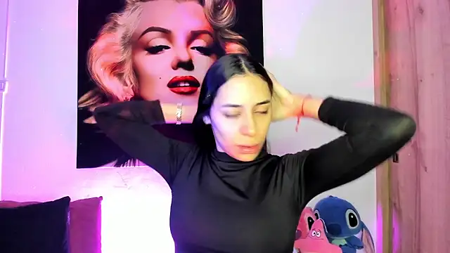 TANIA 06 online show from November 2025 01:15:02 PM