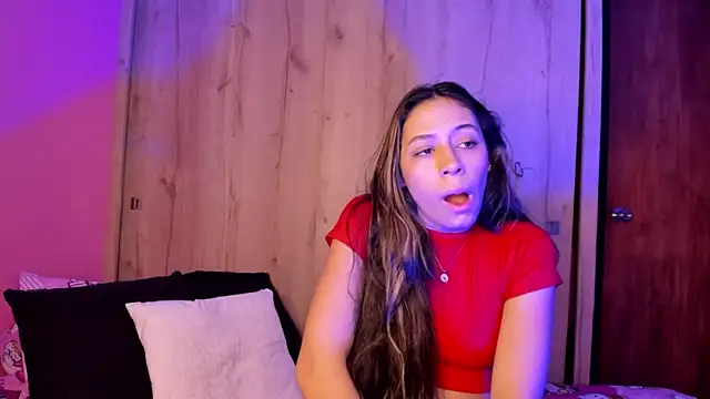 TANIA 06 online show from May 2026 01:56:01 PM