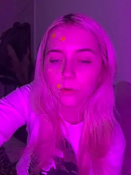 Blondie Sofia Essexbabe online show from January 2026 11:33:02 PM