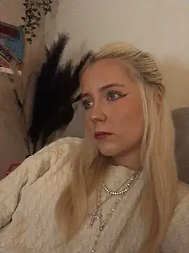 Blondie Sofia Essexbabe online show from October 2025 11:15:01 PM