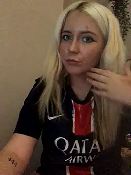 Blondie Sofia Essexbabe online show from October 2025 07:35:02 PM