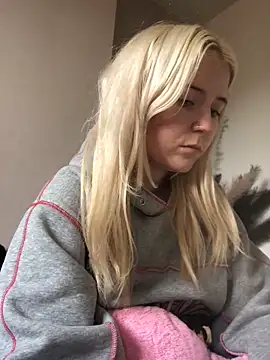 Blondie Sofia Essexbabe online show from November 2025 11:35:02 AM