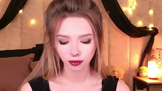 Snapshot of Sierra_Fane chatting on January 2026 10:55:02 AM Sierra Fane online show from January 2026 10:55:02 AM