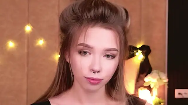 Snapshot of Sierra_Fane chatting on November 2025 10:41:02 AM Sierra Fane online show from November 2025 10:41:02 AM