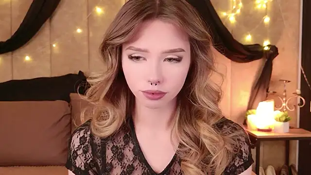 Snapshot of Sierra_Fane chatting on January 2026 10:52:01 AM Sierra Fane online show from January 2026 10:52:01 AM