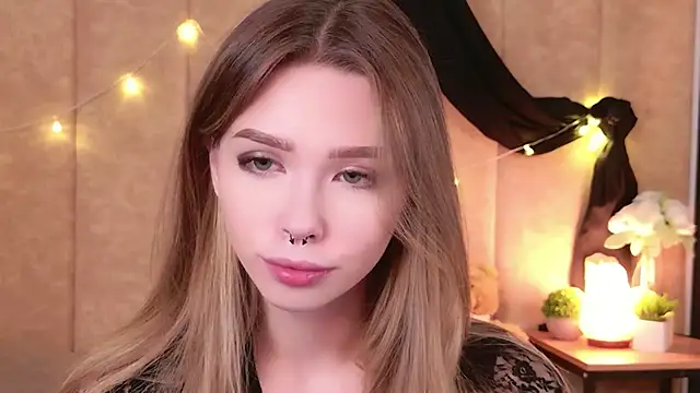 Snapshot of Sierra_Fane chatting on November 2025 10:58:01 AM Sierra Fane online show from November 2025 10:58:01 AM