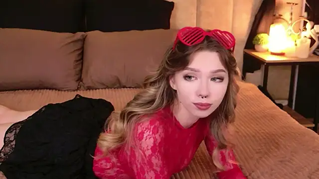 Snapshot of Sierra_Fane chatting on December 2025 11:02:02 AM Sierra Fane online show from December 2025 11:02:02 AM