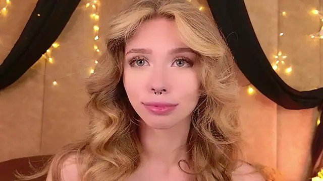 Sierra Fane online show from May 2026 05:57:01 AM