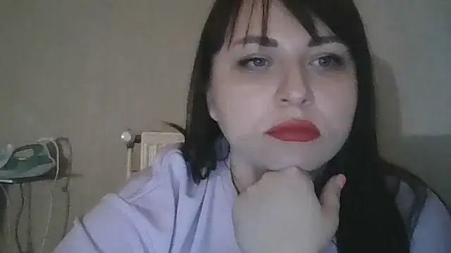 Snapshot of KamillaLaLove chatting on October 2025 12:09:01 AM KamillaLaLove online show from October 2025 12:09:01 AM