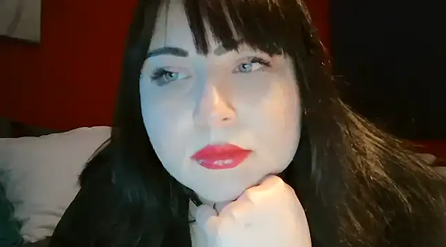 Snapshot of KamillaLaLove chatting on March 2025 06:24:02 PM KamillaLaLove online show from March 2025 06:24:02 PM