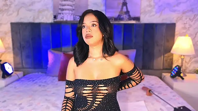 Snapshot of LiaHilton2 chatting on September 2025 01:03:02 PM LiaHilton2 online show from September 2025 01:03:02 PM