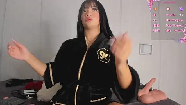 sasha riverss online show from September 2025 07:43:02 PM