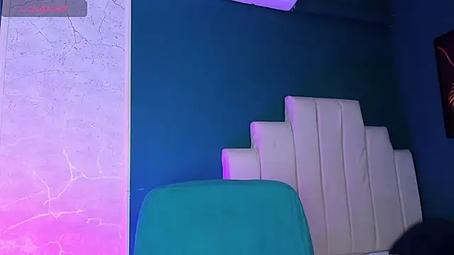 Snapshot of Allex_Cano chatting on October 2025 07:46:02 PM Allex Cano online show from October 2025 07:46:02 PM