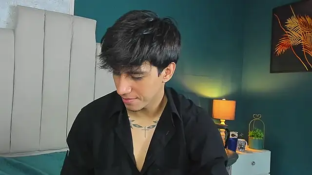 Allex Cano online show from November 2025 11:02:02 AM