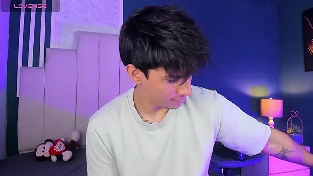 Allex Cano online show from November 2025 11:15:02 AM