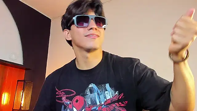 Allex Cano online show from April 2026 05:50:02 PM